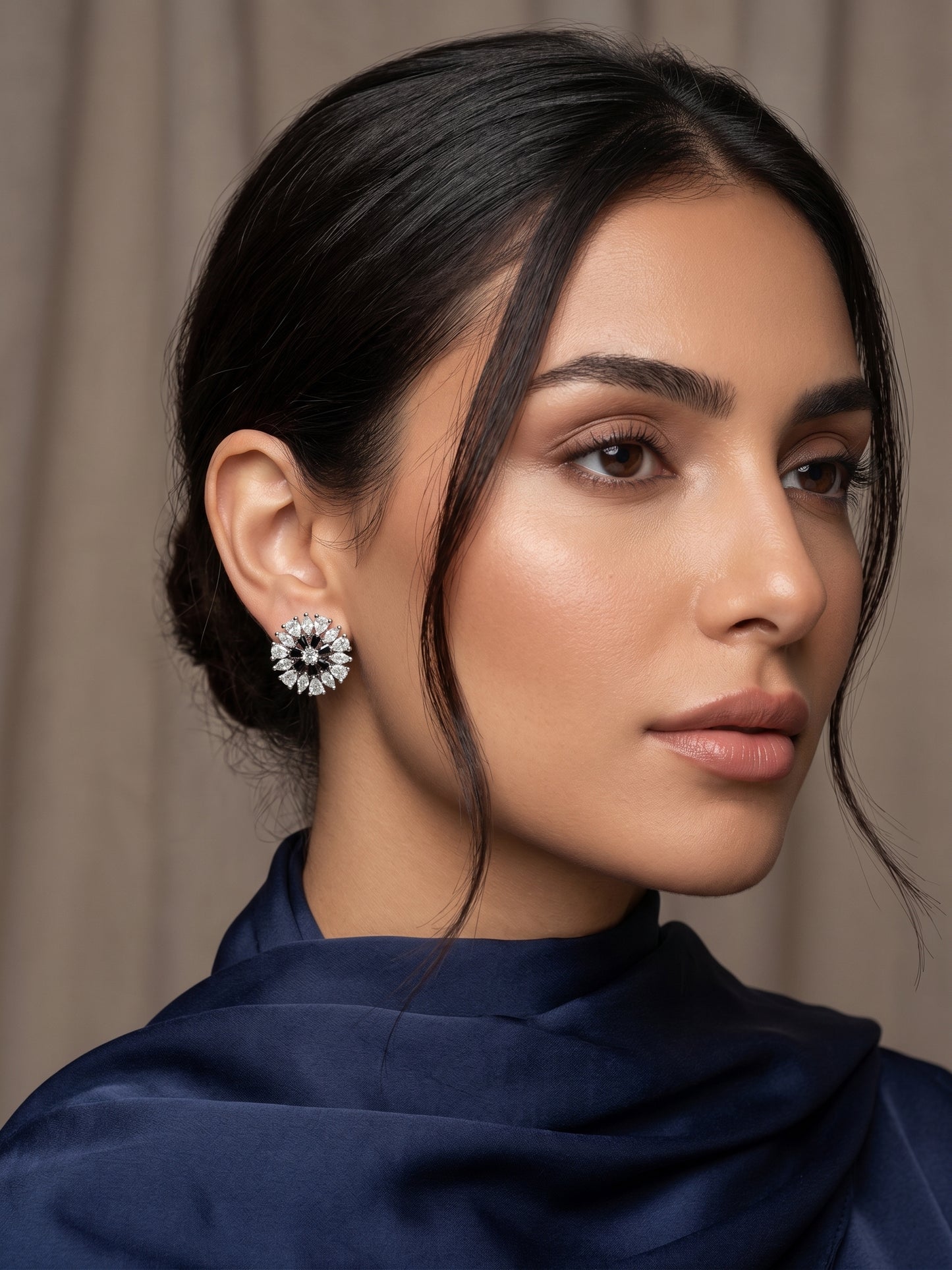 Starburst Black Earrings
