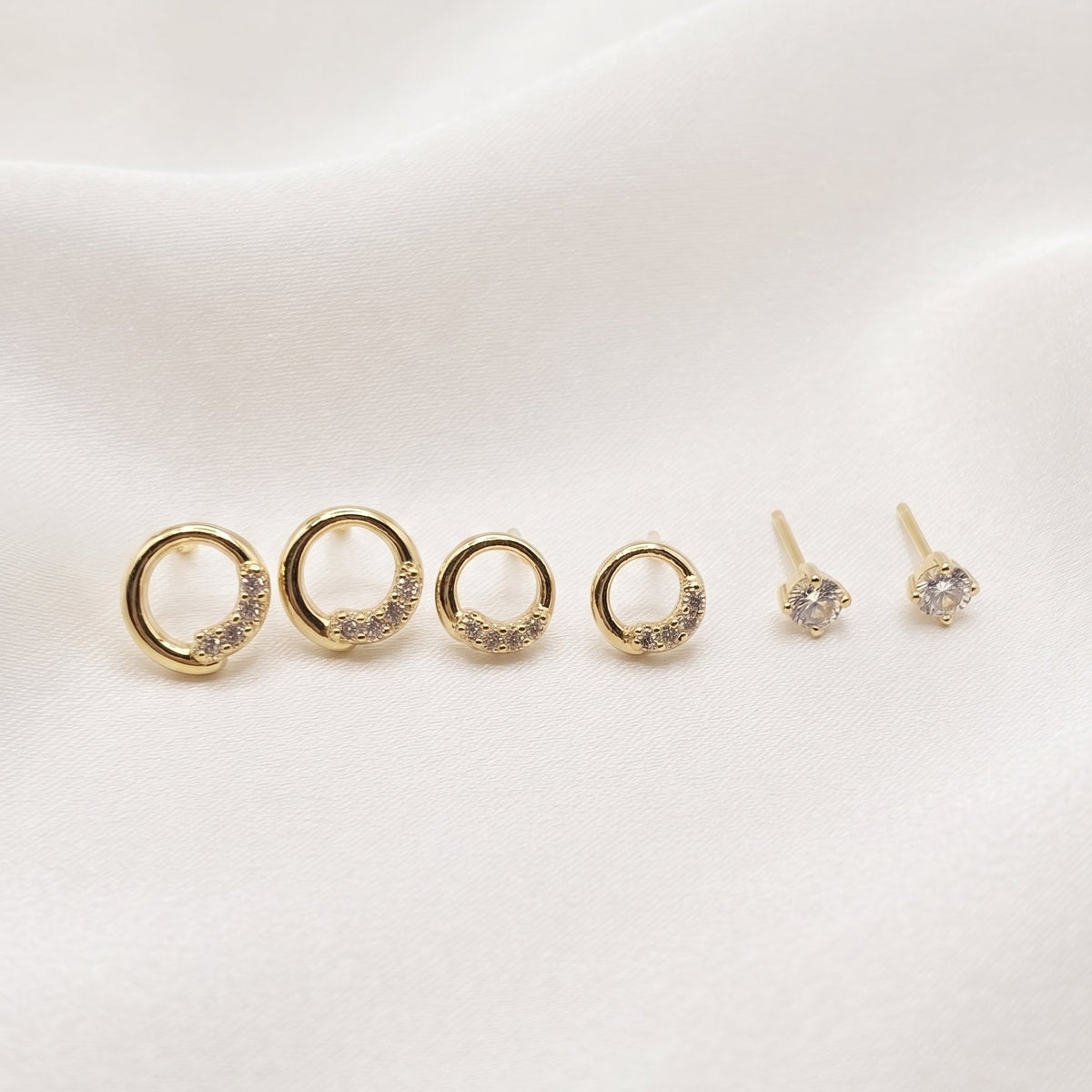 Halo Set Gold Earrings